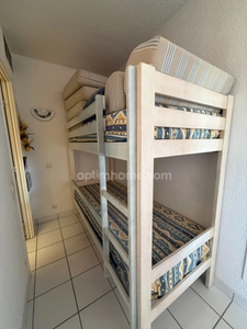 T2 cabine, Garage