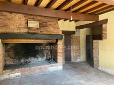 MAISON 10 PIECES 220 M²