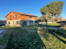 GRANDE MAISON T 7 SUR TERRAIN DE 2500 M², PISCINE, DOUBLE GARAGE, BUREAU ATTENANT 