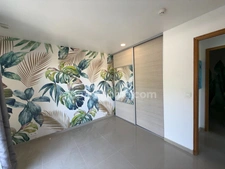 Maison, ferme à rénovée, piscine, terrain 1900m²