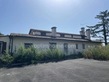 MAISON 10 PIECES 220 M²