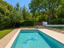 Maison, ferme à rénovée, piscine, terrain 1900m²