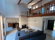 Maison 8 pièces terrain 3000 m²