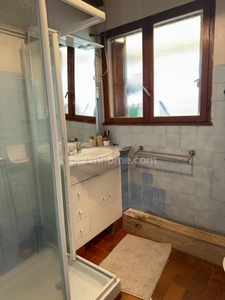 Maison 6 pièces, terrain 8000 m²