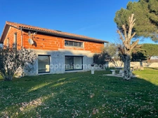 GRANDE MAISON T 7 SUR TERRAIN DE 2500 M², PISCINE, DOUBLE GARAGE, BUREAU ATTENANT 