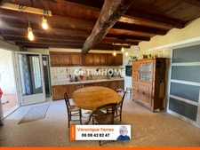 FERME + MAISON + HANGAR + DEPENDANCE  SUR TERRAIN DE 6300 M²