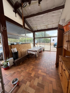 Maison 6 pièces, terrain 8000 m²