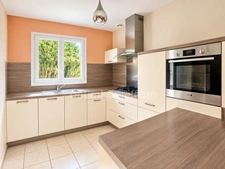 Maison 7 PIECES 156 m²