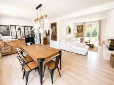 Ensemble Immobilier (2 maisons)  terrain 2500m² 