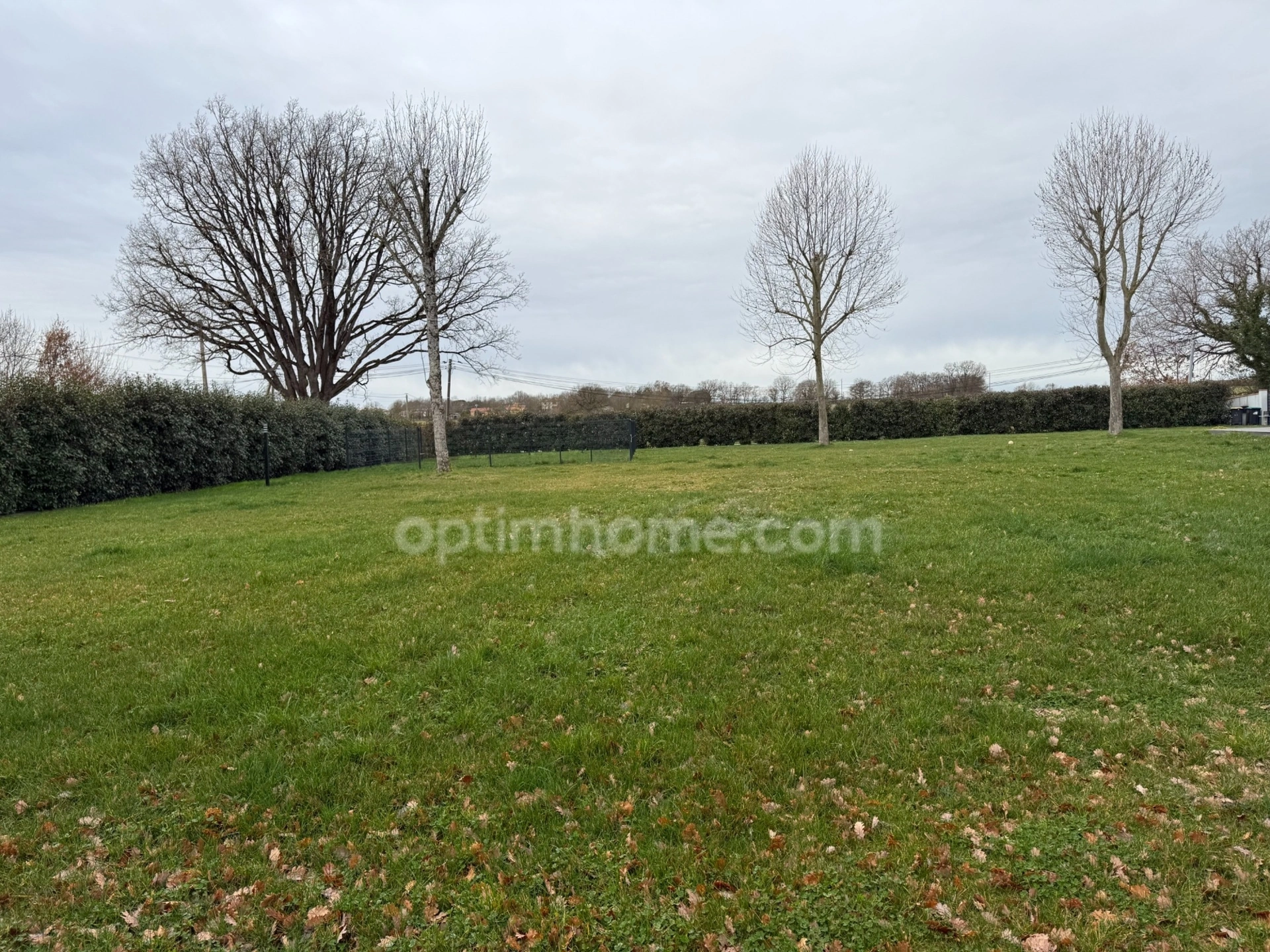 Terrain 1631 m² · à Lasserre · 145 000 €