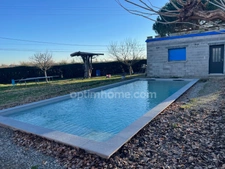 GRANDE MAISON T 7 SUR TERRAIN DE 2500 M², PISCINE, DOUBLE GARAGE, BUREAU ATTENANT 