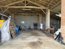 FERME + MAISON + HANGAR + DEPENDANCE  SUR TERRAIN DE 6300 M²