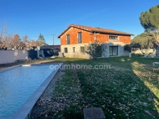 GRANDE MAISON T 7 SUR TERRAIN DE 2500 M², PISCINE, DOUBLE GARAGE, BUREAU ATTENANT 