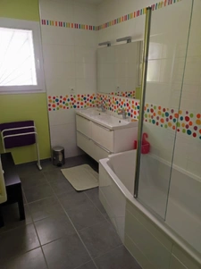ENNEZAT CENTRE MAISON PLAIN-PIED DE 134 M2 