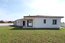  MARINGUES maison 151 m2 avec 3 garages