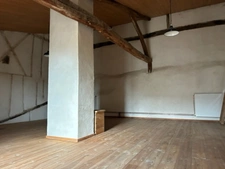  MARINGUES maison de bourg 179 m2