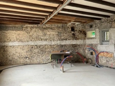 ENNEZAT centre maison à terminer de 210 m2