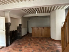  MARINGUES maison de bourg 179 m2