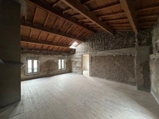 ENNEZAT centre maison à terminer de 210 m2