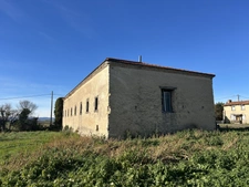 SAINT IGNAT belle grange de 200 m2 sur 1800 m2 de terrain