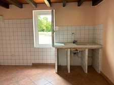 LUZILLAT Maison 125 m2 avec grange et hangar