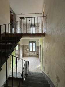 ENNEZAT centre maison à terminer de 210 m2