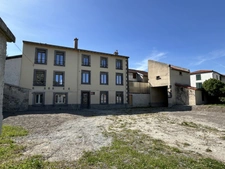 ENNEZAT centre maison à terminer de 210 m2