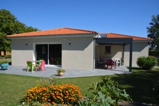 ENNEZAT CENTRE MAISON PLAIN-PIED DE 134 M2 