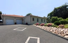 ENNEZAT CENTRE MAISON PLAIN-PIED DE 134 M2 