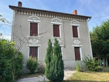 LUZILLAT Maison 125 m2 avec grange et hangar
