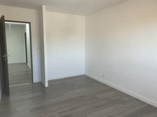  SURAT Maison de 166 m2 avec cour