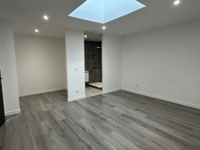  SURAT Maison de 166 m2 avec cour