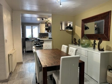 ENTRAIGUES Maison de bourg de 125 m2