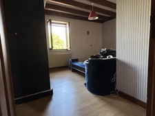 ENNEZAT maison de 114 m2 avec grange et dépendances