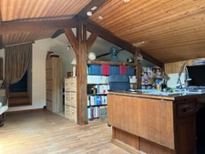 MARTRES SUR MORGE centre maison 140 m2 et ses dépendances