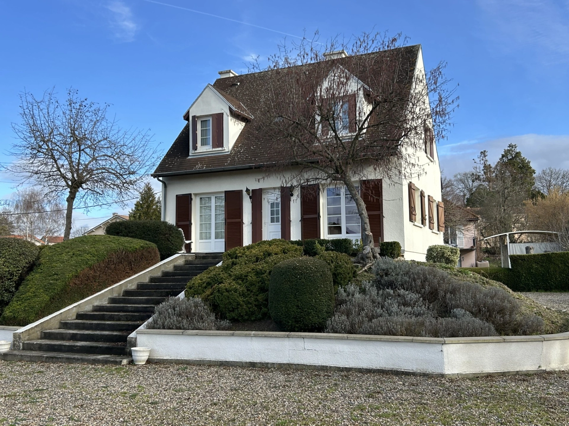 Maison 5 pièces 101 m² · à Les Martres d'Artiere · 101 m² · 272 000 €