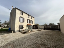  SAINT BEAUZIRE Targnat Maison 105 m2