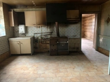 CHASSENET ANCIENNE FERME A RENOVER