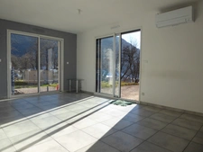 74500 ST PAUL EN CHABLAIS.PROX COMMERCES. MAISON F8(2020)DE 130M² HAB avec F2/3 INDEPENDANT 900M²TERR..