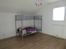 74500 ST PAUL EN CHABLAIS.PROX COMMERCES. MAISON F8(2020)DE 130M² HAB avec F2/3 INDEPENDANT 900M²TERR..