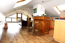 74140 MESSERY. PROX COMMERCES.TB VILLA F6 DE 180 m²HAB AVEC PISCINE SUR 2000m²DE TERR PLAT ET ENSOLEIL.