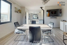 La Motte d'Aigues Pavillon de plain pied plain pied  T5 avec piscine et garage. 