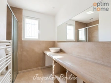 Pertuis : Maison à vendre 4 pièces 125m2 au sol sur 100m2 de terrain clos