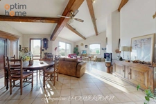 A vendre villa sur Cadenet 3 chambres plus bureau et vue dominante