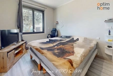 La Motte d'Aigues Pavillon de plain pied plain pied  T5 avec piscine et garage. 
