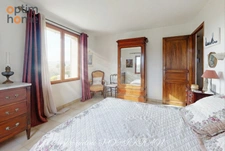 A vendre villa sur Cadenet 3 chambres plus bureau et vue dominante