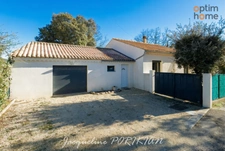 La Motte d'Aigues Pavillon de plain pied plain pied  T5 avec piscine et garage. 