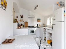 La Motte d'Aigues : villa T5 sur terrain de 1480m2 clos. 