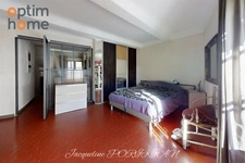 Appartement T2 en duplex au coeur de  LOURMARIN (84)- authenticité et charme