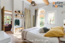 Bastide 7 pièces  : le calme aux portes de Pertuis